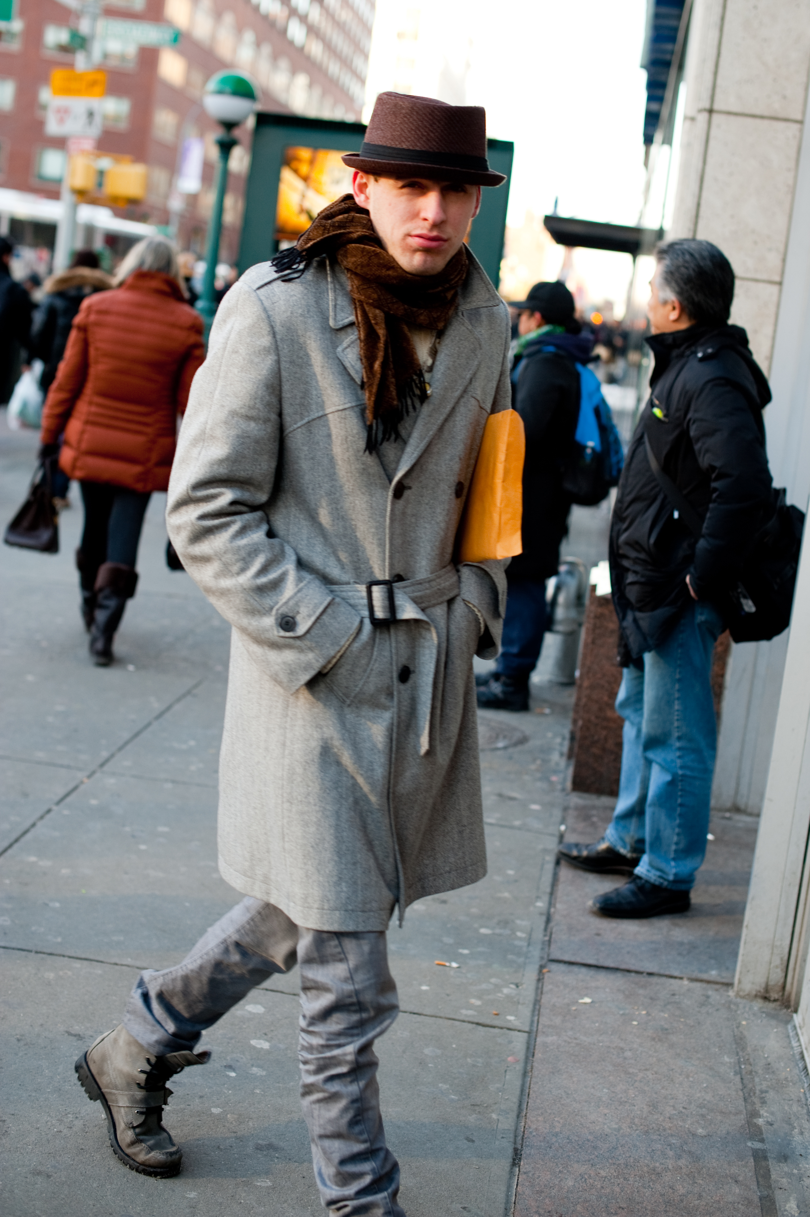 how to wear a pork pie hat